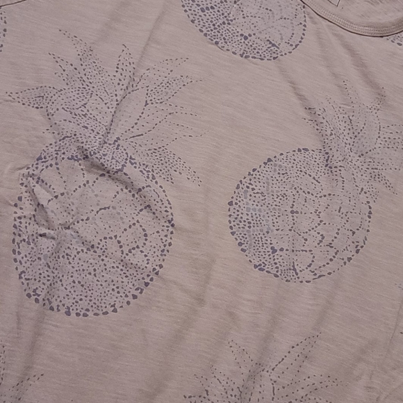 Express Tee - Picture 2 of 3